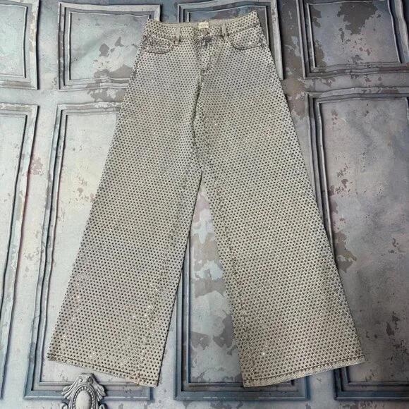 Alice and Olivia Trish Embellished Jeans - Picture 2 of 10